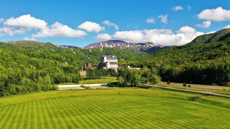 Club Med 日本北海道 Kiroro Grand 暑假行程開賣，全包式假期最低 6 折起。業者提供