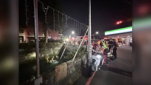 圳溝旁留下一部機車！台中騎士不明原因落水　下游尋獲已身亡