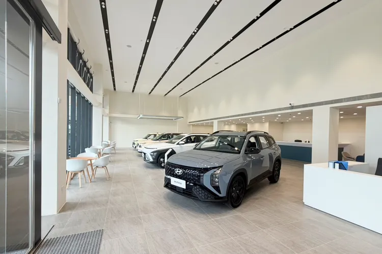 新據點採用Hyundai GDSI 2.0全球展示空間設計標準，整合新車展示、銷售及售後維修保養服務。業者提供