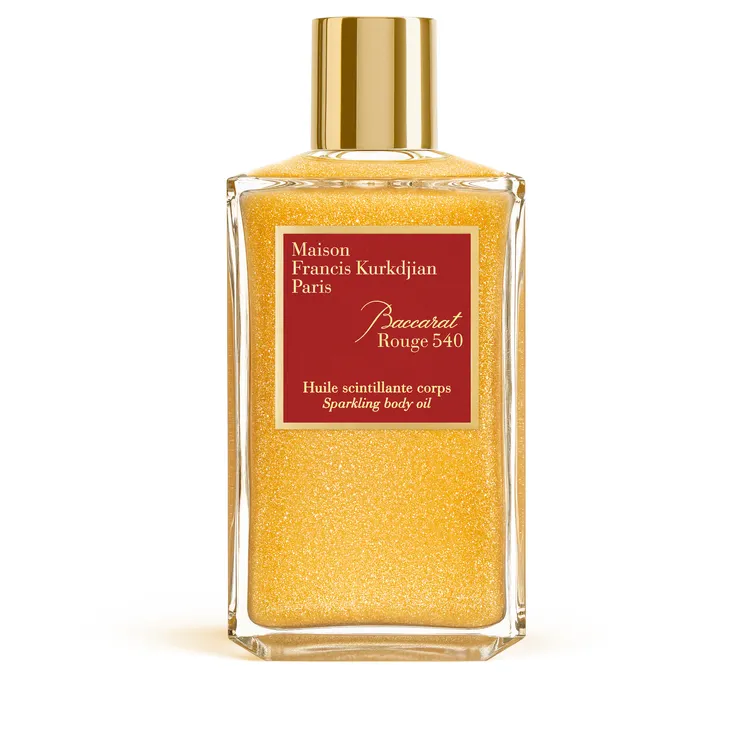 Baccarat Rouge 540 水晶之燄閃亮身體潤膚油，200ml／8800元。品牌提供