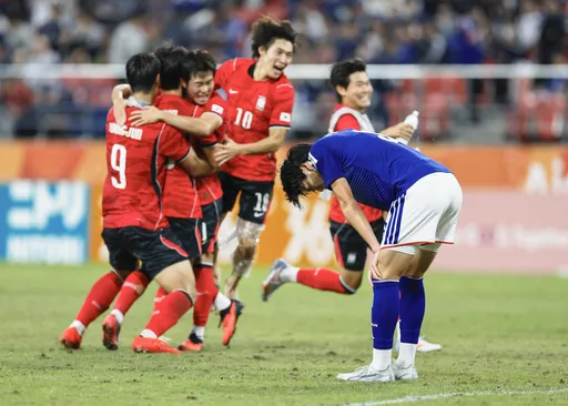 韓國男足亞運奪金爽喊「不用當兵了」！全國怒炸：連BTS都乖乖入伍