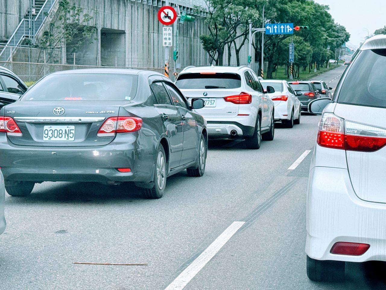 收假日來了!省道10大路段湧車潮 淡江大橋雙向都會塞