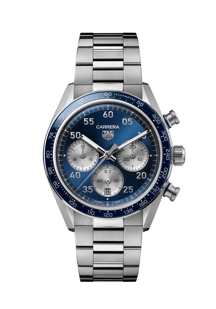 TAG Heuer Carrera Sport計時腕錶42毫米藍面款（鍊帶），21萬2200元。品牌提供