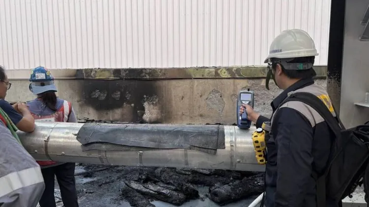 環保局派員前往稽查，發現是包商施工不慎，最高可罰500萬。高市府提供