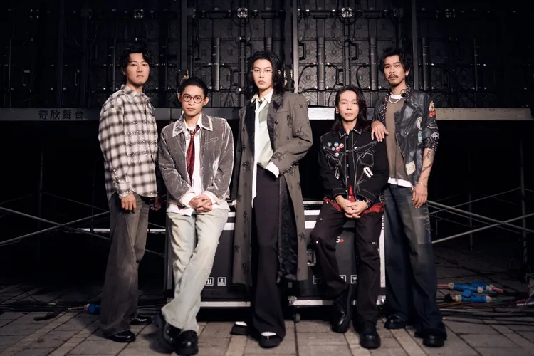 麋先生預告明年將有新作與巡演。相信音樂提供