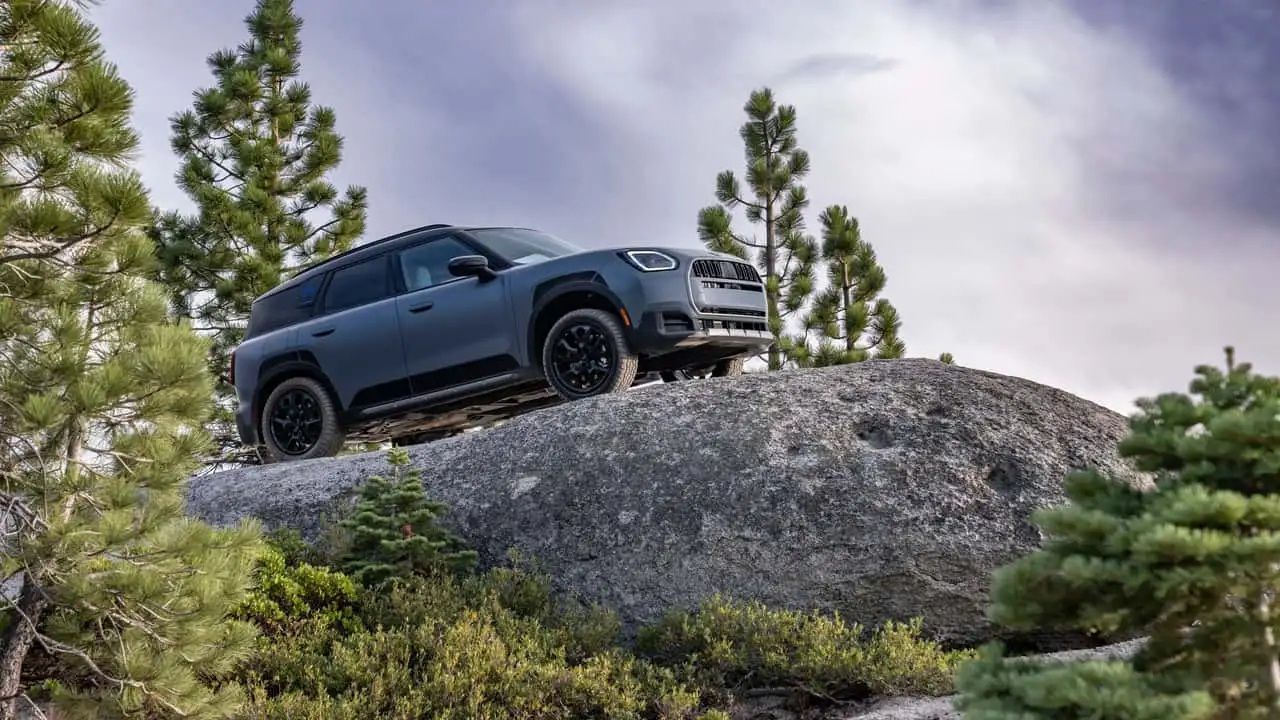 MINI Countryman Untamed Edition亮相 升高19mm搭全地形胎挑戰越野