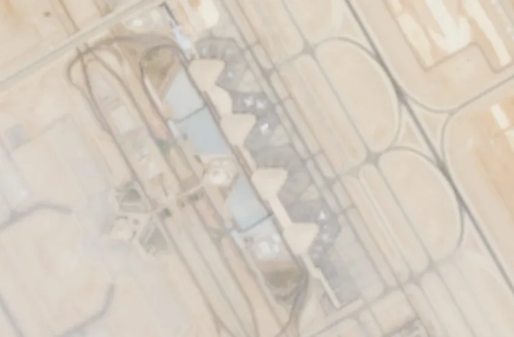 沙烏地阿拉伯的利雅德國際機場近日遭到葉門叛軍攻擊。圖為機場的衛星空拍照片。路透社/歐盟哥白尼衛星