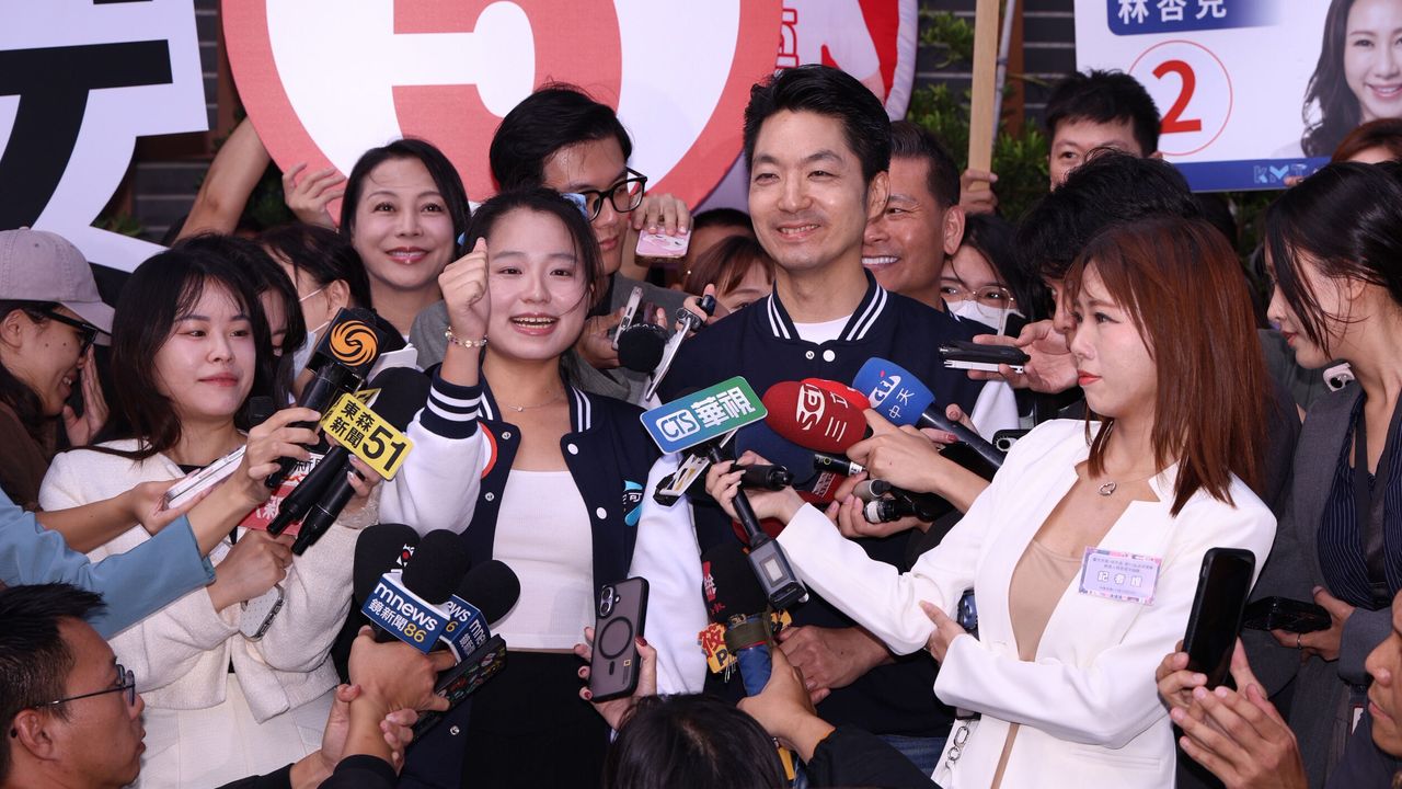 蔣萬安首投族正妹被譏致詞北韓風 李明璇:如果那是你女兒呢