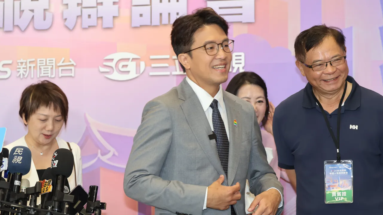 台北辯論｜彈幕爭議延燒　TVBS忍無可忍發聲明：沈伯洋陣營有非常偏離事實的不實指控