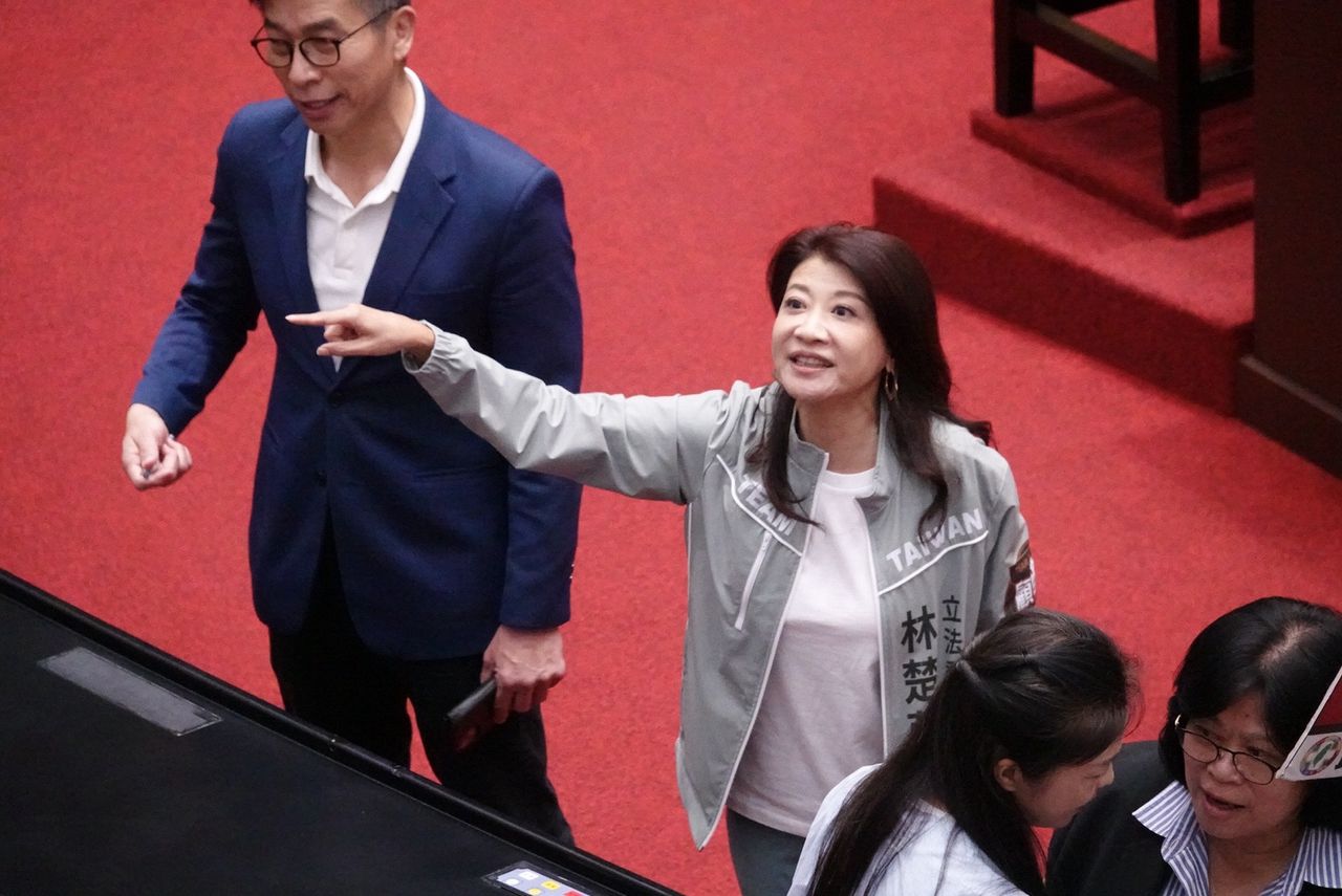 吳子嘉宣稱掌民進黨五都領先民調 林楚茵駁斥:完全子虛烏有