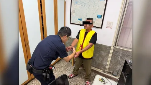 才因恐嚇案執行完畢不到2個月！　嘉義男自製2枚汽油彈砸鄰宅遭起訴
