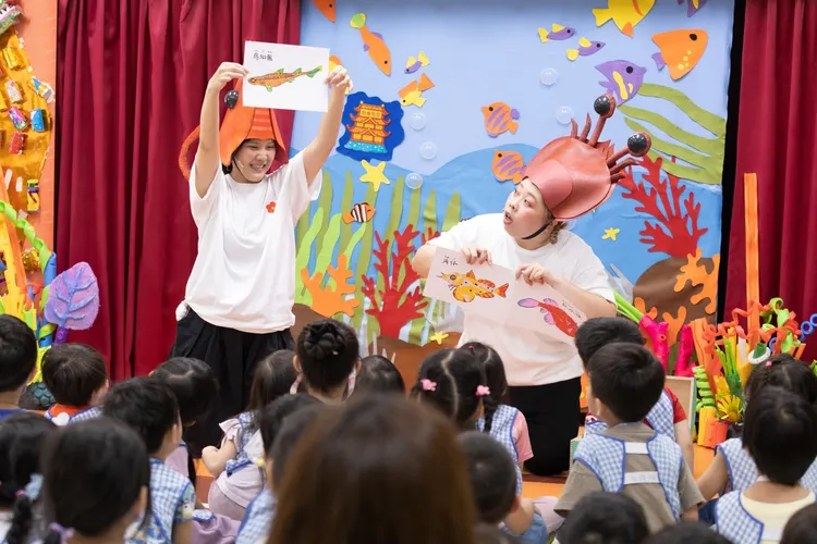 今年活動邀請創新歌仔戲劇團「走戲人」互動演出。館方提供